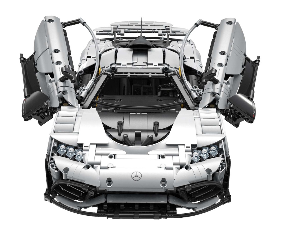 Радиоуправляемый конструктор CADA Mercedes-AMG ONE C61503W - фото2